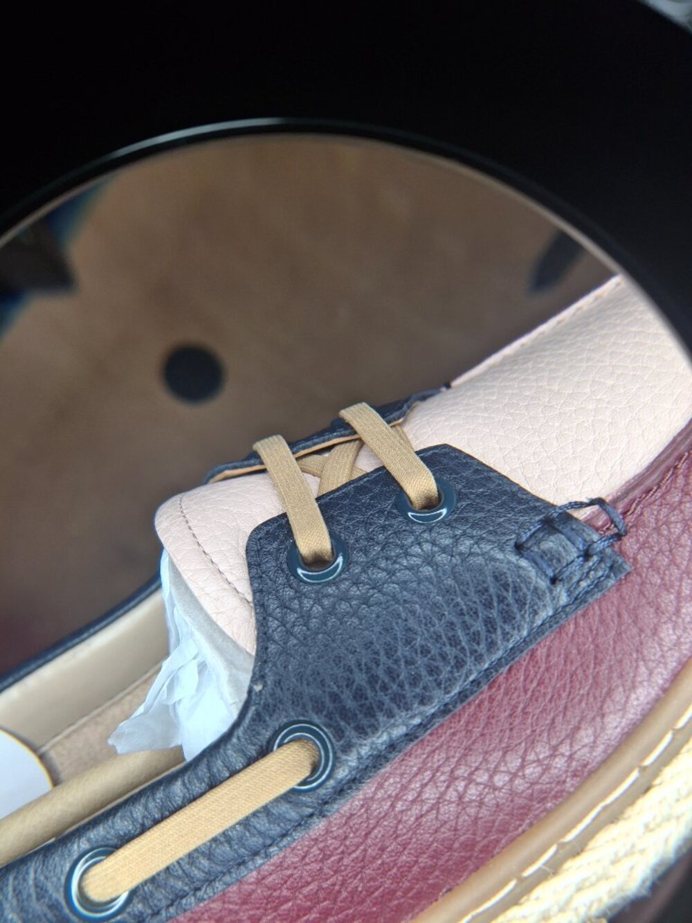 (New)‎ Vionic – Bay Comfort Leather Boat Shoes (Cherry Jubilee) – Women's 6.5 - Picture 4 of 13